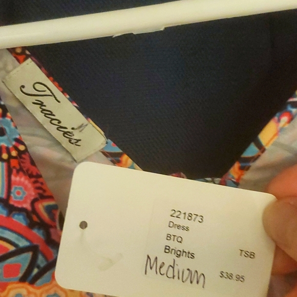 NWT Tracies dress, size M - Picture 2 of 6